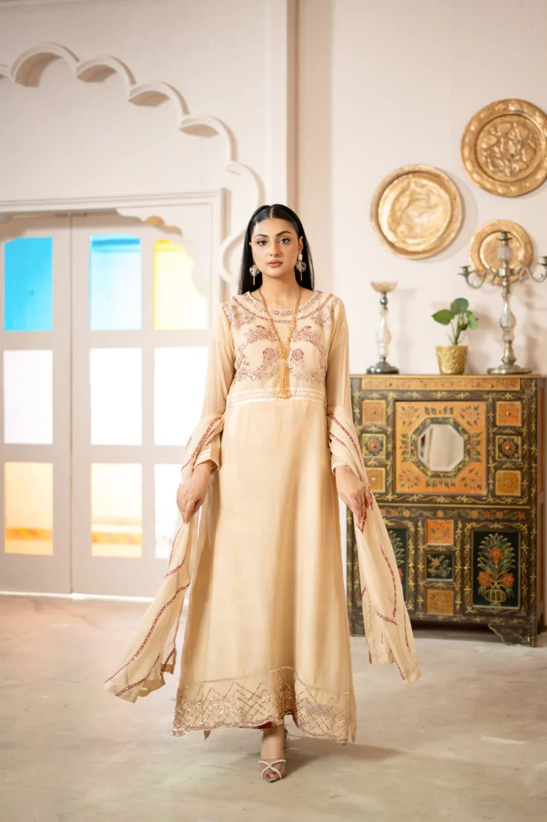 Timeless Eid Elegance – Embellished 3-Piece Kameez, Trouser & Dupatta Set